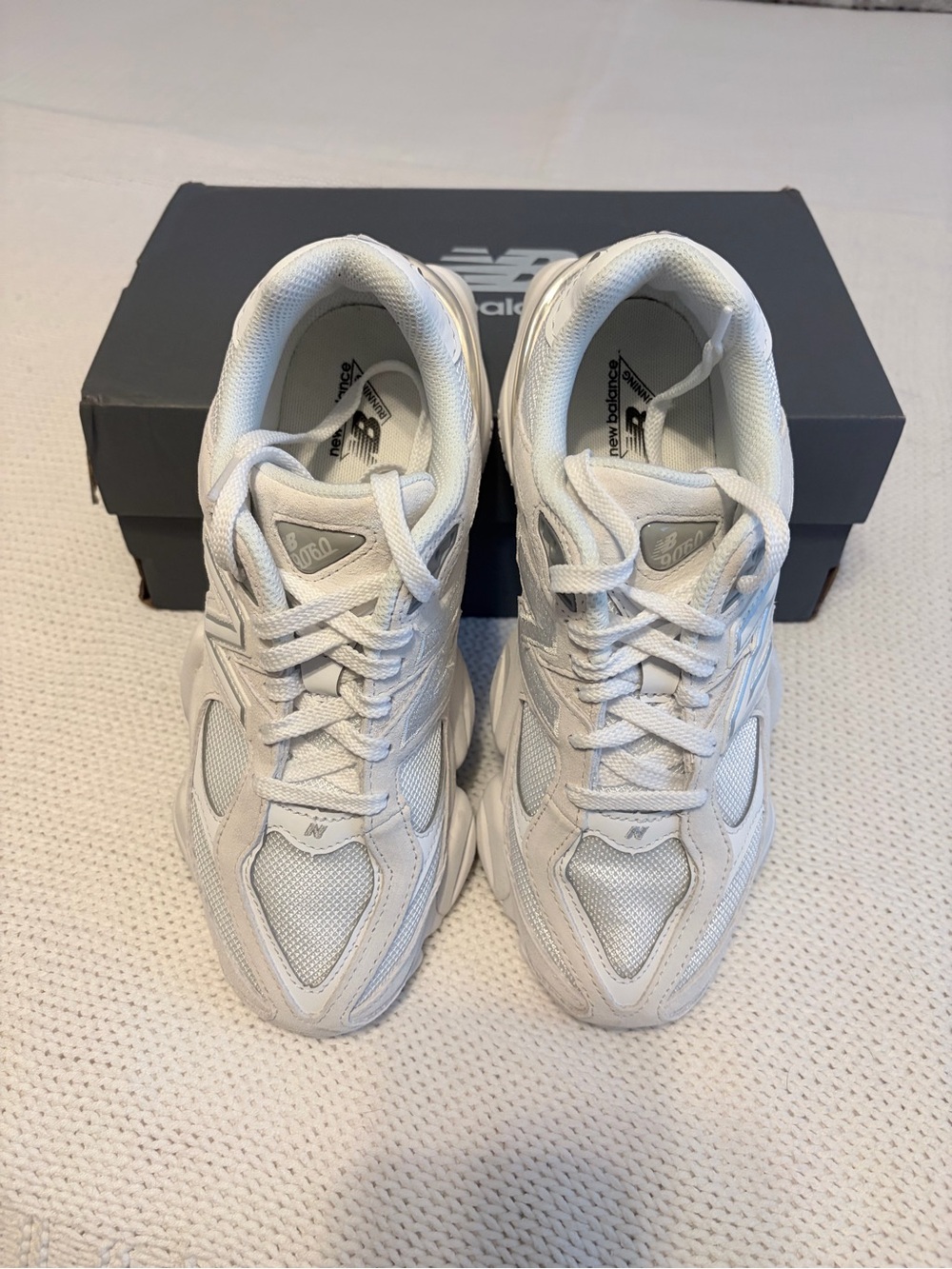 New Balance 9060 - Picture 3 of 3
